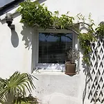 Charmante Maison Entre Marche Et Tourelles *