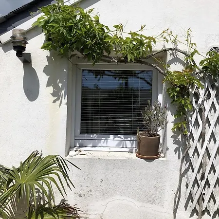 Charmante Maison Entre Marche Et Tourelles *